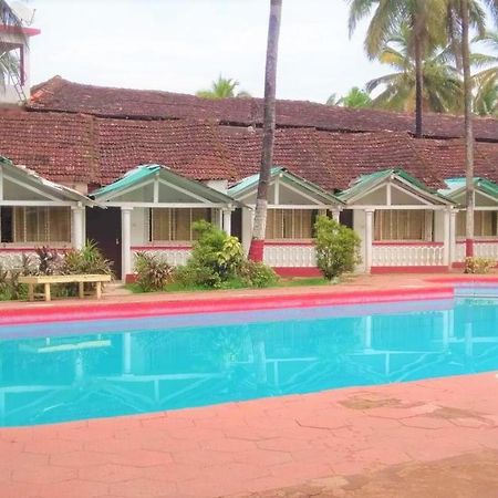 Colmar Beach Resort Majorda Esterno foto