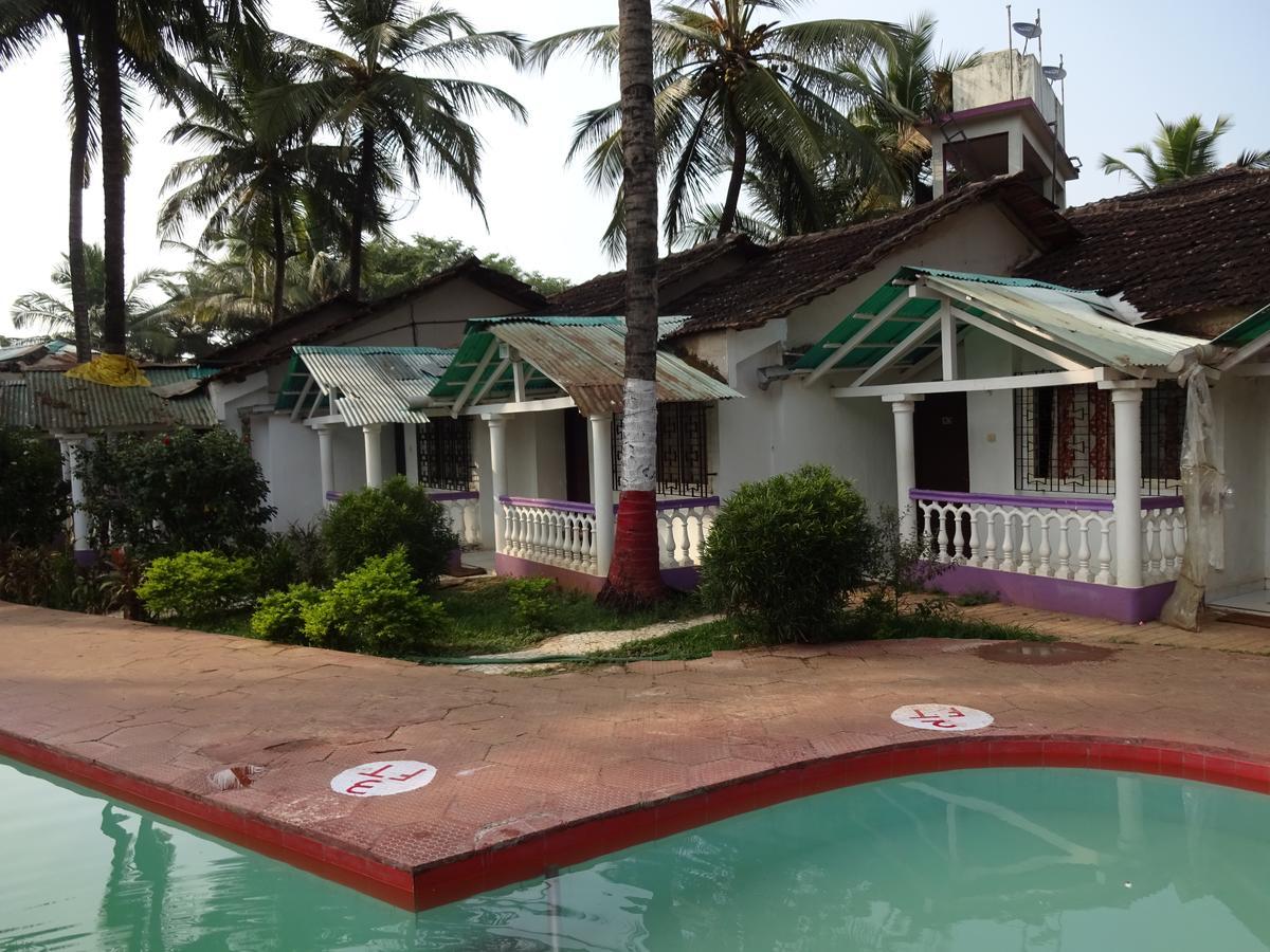 Colmar Beach Resort Majorda Esterno foto