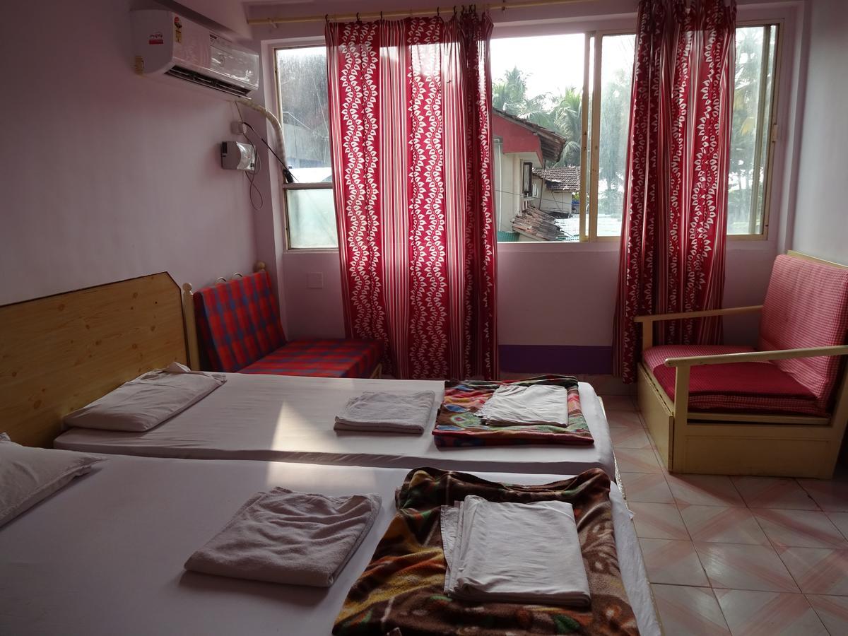 Colmar Beach Resort Majorda Esterno foto