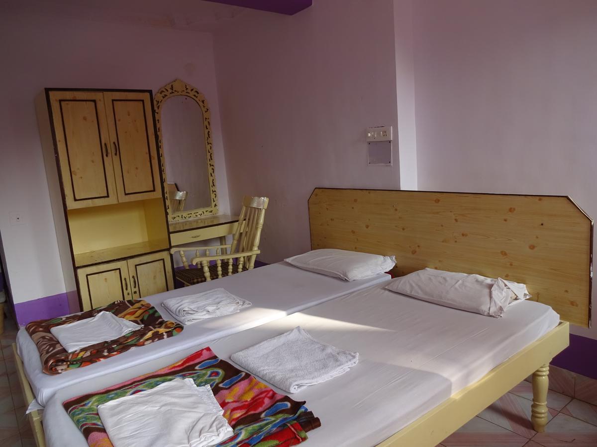 Colmar Beach Resort Majorda Esterno foto