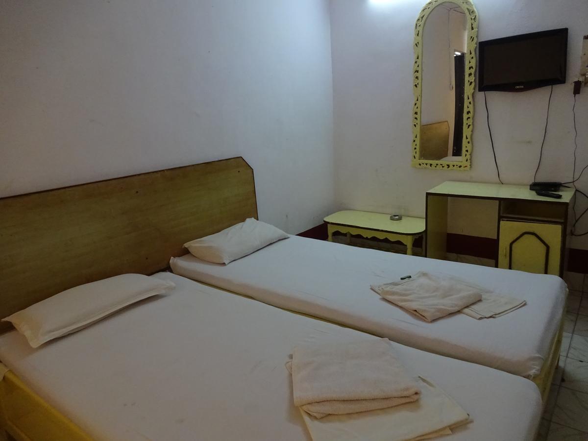 Colmar Beach Resort Majorda Esterno foto